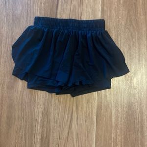 Flow, black shorts